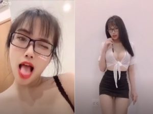 Em hotgirl Mienguyen003 mông bự lồn siêu múp